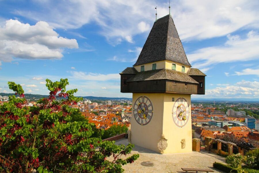 Graz: Old Town Highlights Private Walking Tour - Who Should Consider This Tour?