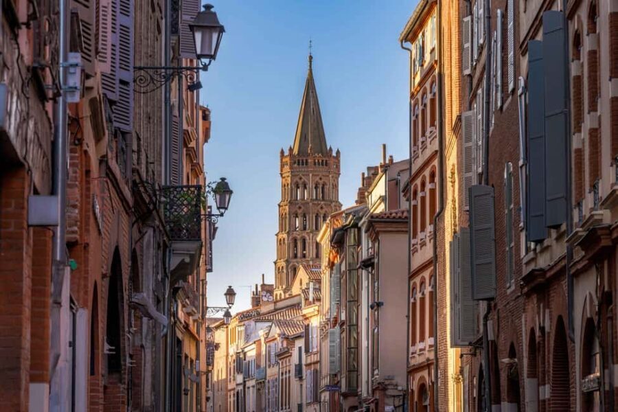 Great Monuments of Toulouse - English walking tour - Why This Tour Works for You