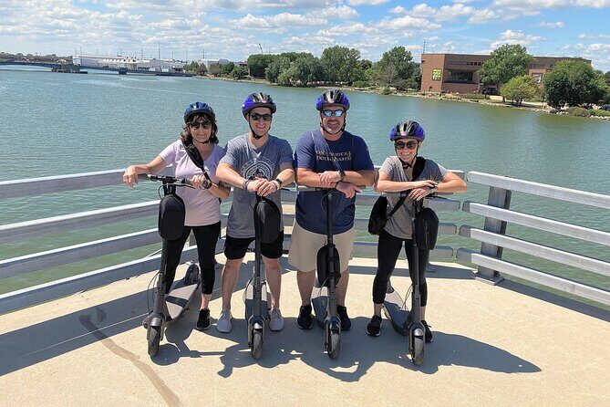 Green Bay E-Scooter Guided Glide w/ Private Tour Option - Frequently Asked Questions