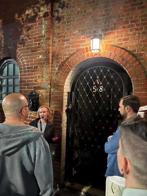 Greenwich Village: Ghosts & Haunted Washington Square Park - The Stops That Make It Special
