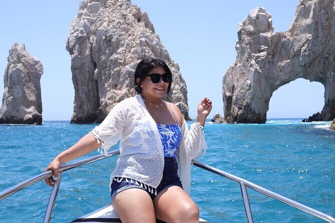 Group tour of the Cabo San Lucas Arch - The Sum Up