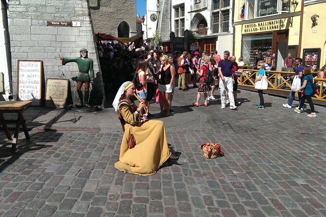 Group walking tour in Tallinn Old Town - FAQ