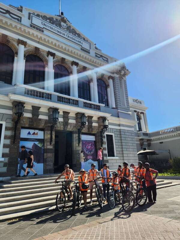 Guadalajara: Bicycle tour of the city visiting places of interest. - The Itinerary: From Arcos Vallarta to Cabañas