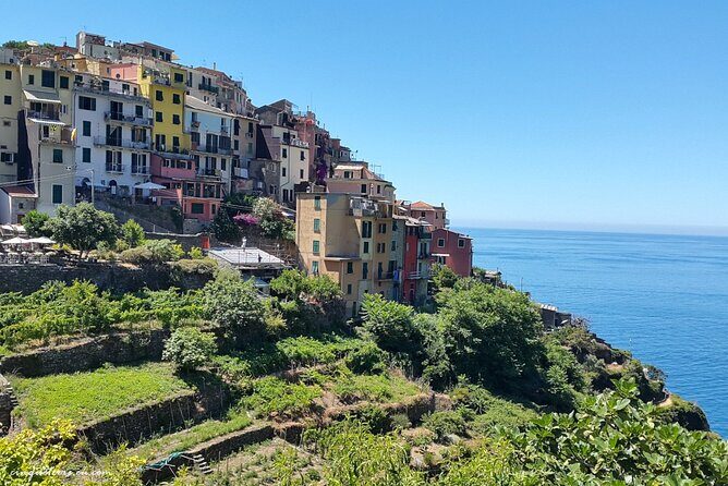 Guided Day Tour on Private Boat to Cinque Terre private boat - Who Is This Tour Best For?