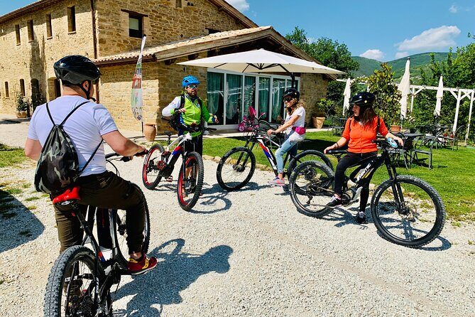Guided eBike tour of Lake Fiastra - A Detailed Look at the Guided eBike Tour of Lake Fiastra