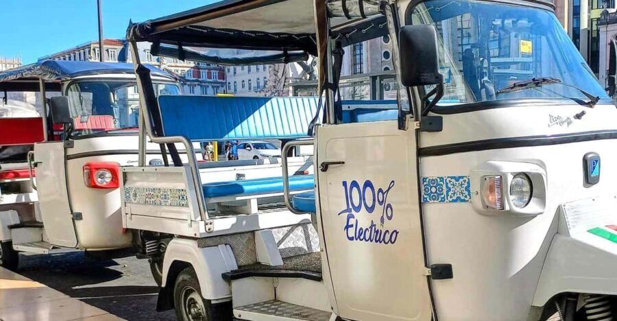 Guided Electric Piaggio Tuk-Tuk Tour of Historic Lisbon - What to Expect: Comfort, Insights, and Customization