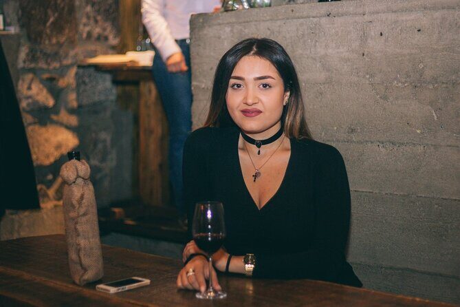 Guided, FUN Wine Tasting with Trivia Games, Napoli - FAQ