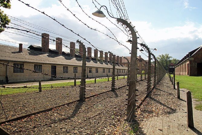 Guided Group Tour to Auschwitz-Birkenau from Krakow - An In-Depth Look at the Auschwitz-Birkenau Guided Tour