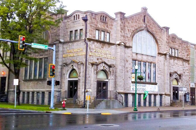 Guided Half-Day Tour to Shoshone Falls & City Tour