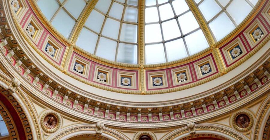 Guided Italian Tour of the National Gallery in London - A Detailed Look at the Tour Experience