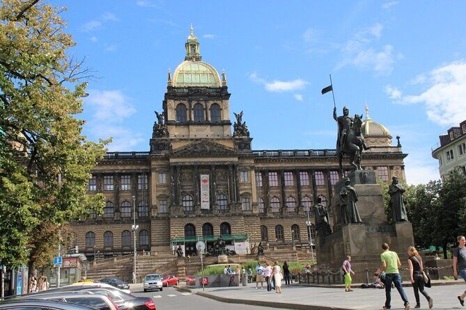 Guided Old Town & Jewish quarter Walking Tour Prague (Tip-based) - Who Is This Tour Best For?