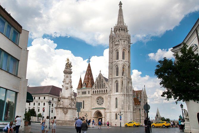 Guided Tour in Budapest Castle District - Who Should Sign Up?
