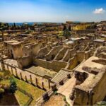 Guided tour of Hercunaleum with light lunch and entrance ticket - Exploring Sorrento and the Vesuvius Region