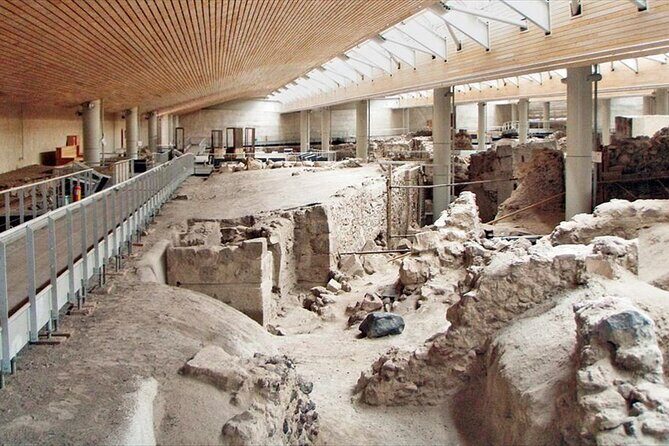 Guided Tour to the Akrotiri Archaeological Site in Santorini - Who Should Book This Tour?