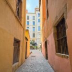 Guided walk from Old Lyon to the Presqu'île with a guide - Why This Tour Works for Travelers