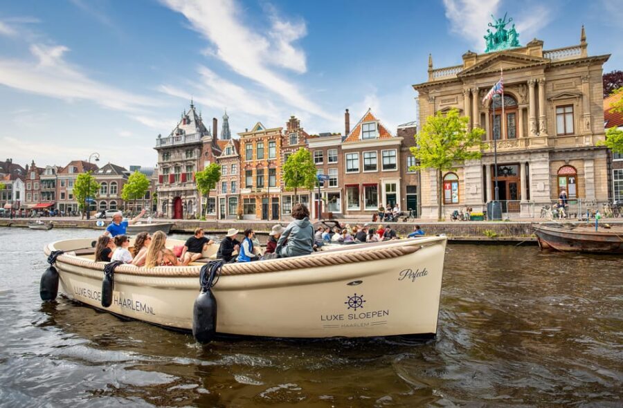 Haarlem: Guided Highlights Canal Cruise on Open Boat - A Detailed Look at the Haarlem Canal Experience