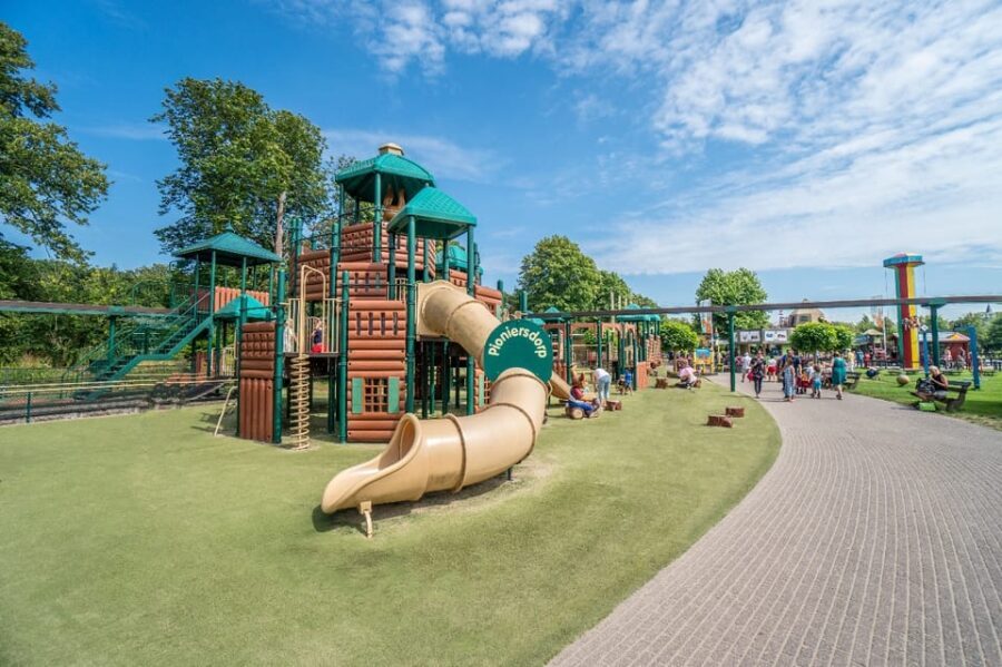 Haarlem: Linnaeushof Theme Park Entry Ticket - Who Will Love Linnaeushof?