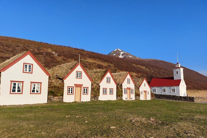 Half-Day Combo Tour to Goðafoss, Laufas and The Christmas House - Who Will Love This Tour?