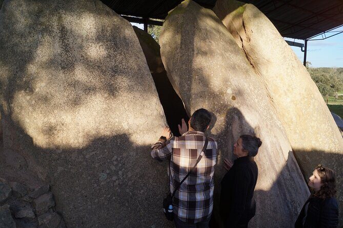 Half Day Megaliths Cromlech Tour from Evora by Archaeologists - The Experience of Guided Discovery