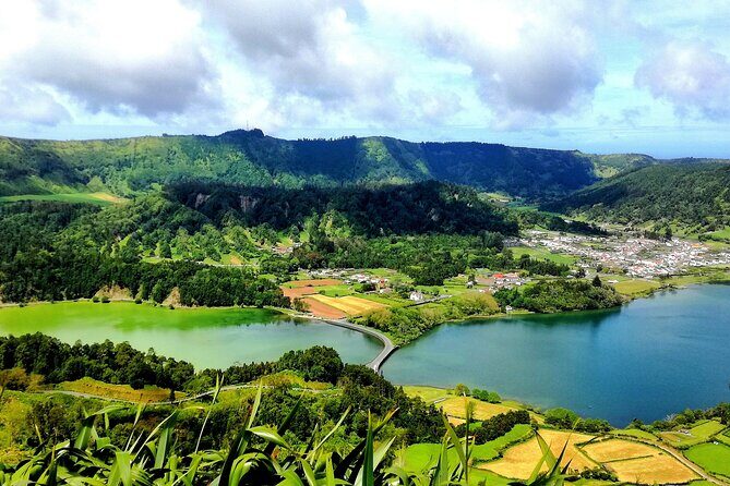 Half Day Sete Cidades Crater Minivan Tour - FAQs