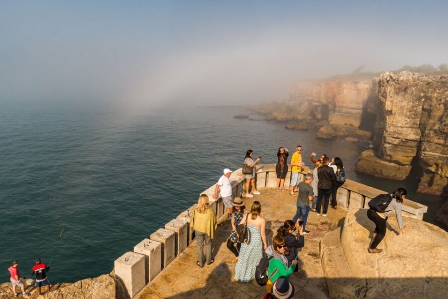 Half-Day Sintra Tour from Lisbon with Transfers - Who Should Consider This Tour?