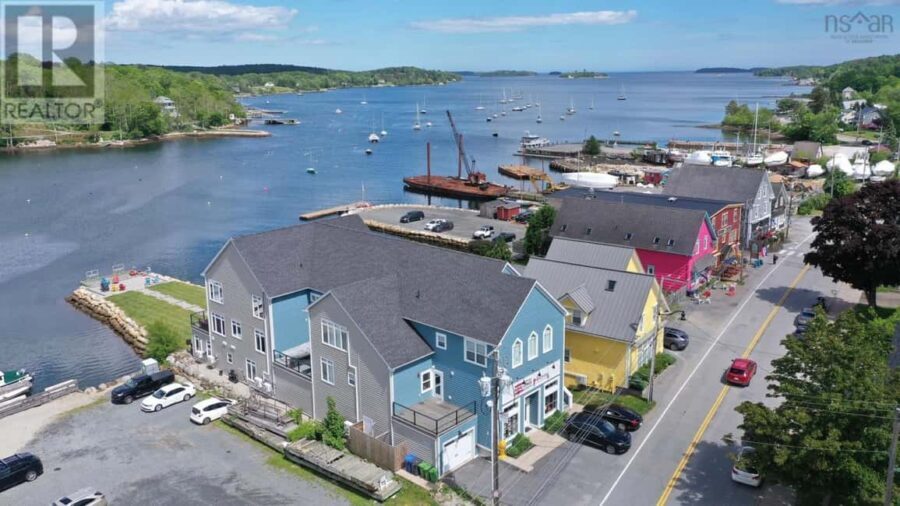 Halifax: South Coast Nova Scotia Private Day Tour - The Value of a Private, Guided Tour