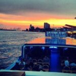 Hamburg: 1-hour evening light cruise - Who Is This Tour Best For?