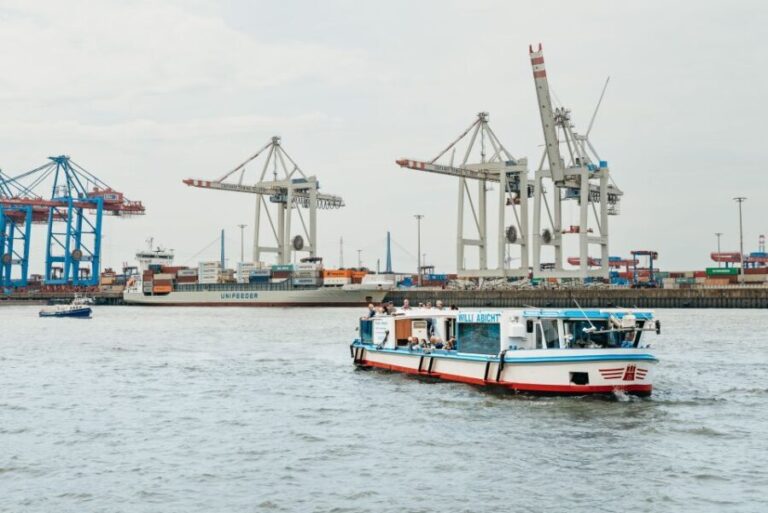 Hamburg: 2-Hour XXL Port of Hamburg Cruise Tour - What to Expect from the Itinerary