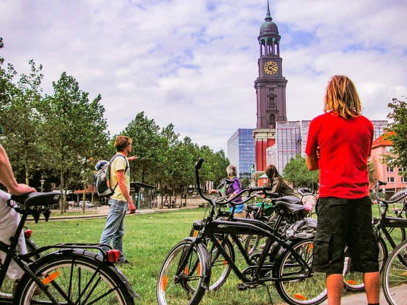 Hamburg 3-Hour Bike Tour - The Sum Up