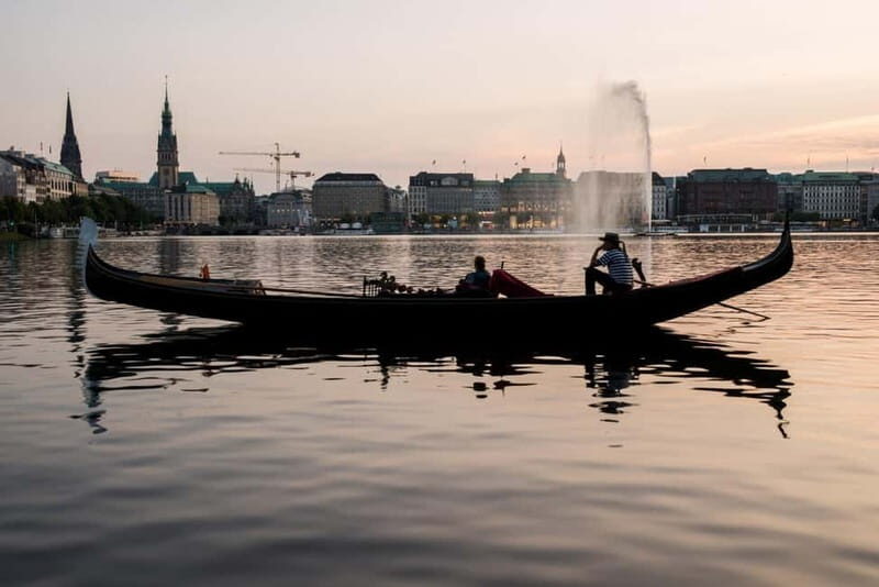 Hamburg: Alster Lake public Tour in a Real Venetian Gondola - FAQs