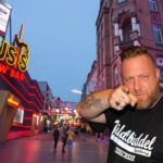Hamburg: Olivia Jones Tour with Iconic Barker Fabian - A Deep Dive into Hamburg’s Edgy Neighborhood