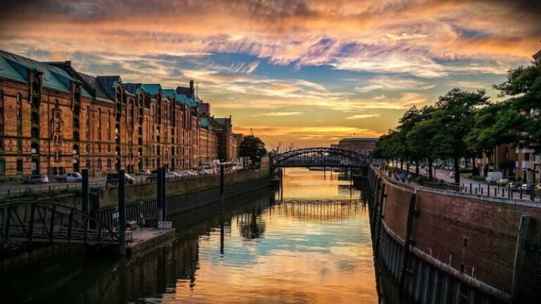 Hamburg: Private Christmas Market Tour - A Detailed Look at Hamburg’s Christmas Market Tour