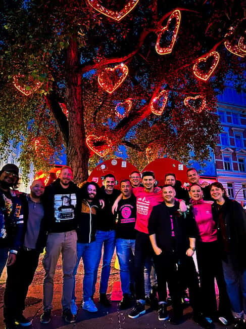 Hamburg: Pubcrawl & Nightlife Tour auf St.Pauli - Why This Tour Works