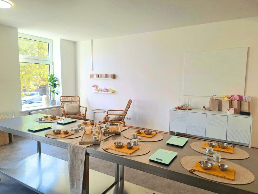 Hamburg: Room fragrance workshop and gin and tonic - A Deeper Look at the Hamburg Fragrance Workshop