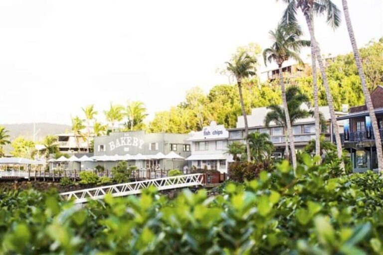 Hamilton Island: Whitsundays Sunset Dinner Cruise - An In-Depth Look at the Whitsundays Sunset Dinner Cruise