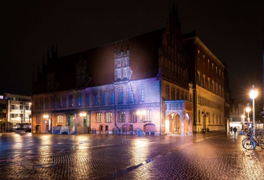 Hanover: Flashlight Guided Walking Tour at Night - Who Will Love This Tour?