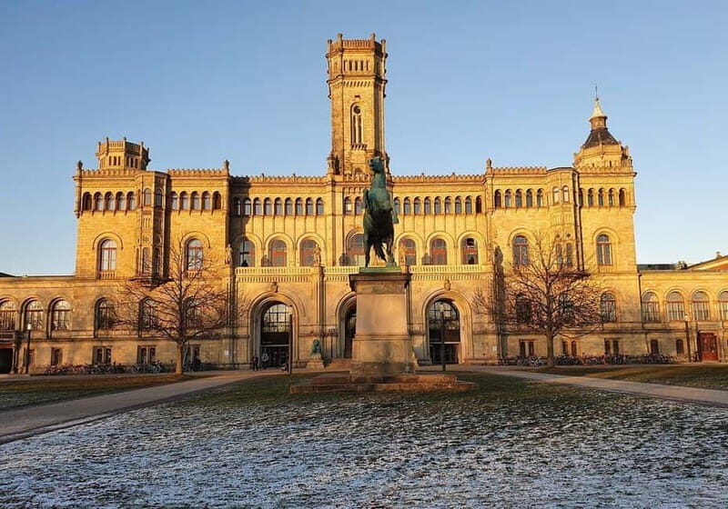 Hanover: Guided running/jogging tour with insider tip guarantee - What to Expect on the Tour