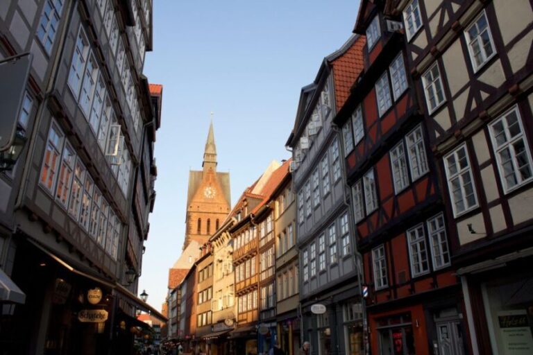 Hanover: Night tour with night watchman Melchior - The Sum Up
