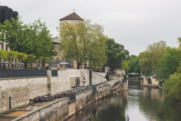 Hanover: Private Walking tour with A Guide (Private Tour) - Who Should Consider This Tour?
