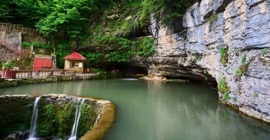 Hdrnebi: Çal Cave, Hdrnebi Plateu, and Sera Lake Tour - What’s Included and Practical Tips