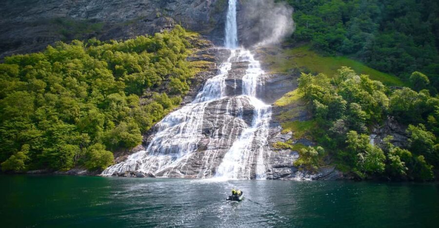 Hellesylt: Guided Geirangerfjord Boat Tour - Final Thoughts: Who Should Consider This Tour?