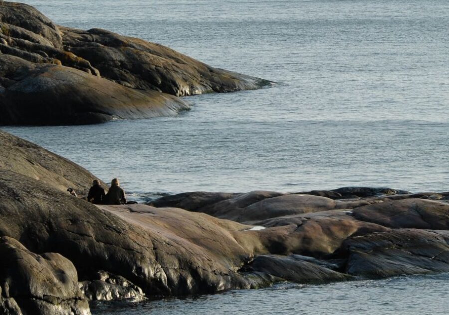 Helsinki: City and Outer Islands Guided RIB Boat Tour - Starting Point and First Impressions