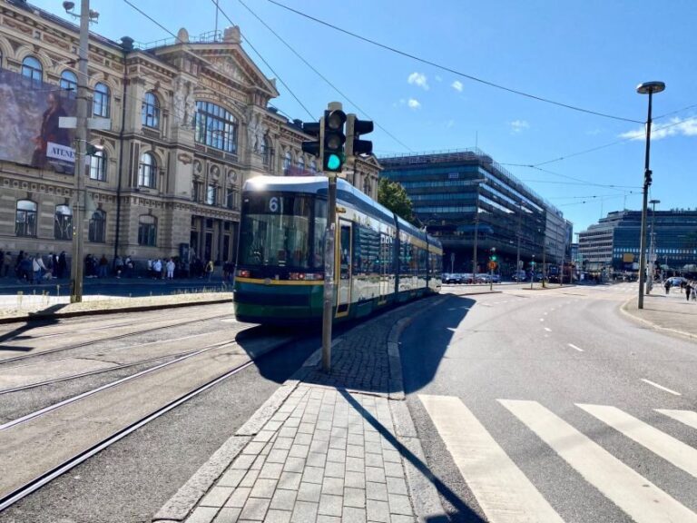 Helsinki: City Highlights and Suomenlinna Eco-Friendly Tour - Why This Tour Works Well