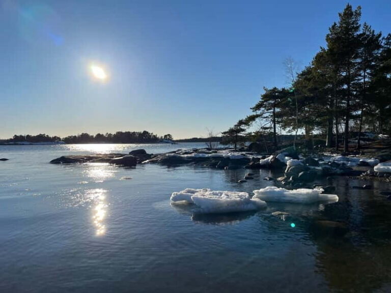 Helsinki: Uutela Guided Nature Hike with Snack - A Deep Dive into the Uutela Guided Nature Hike