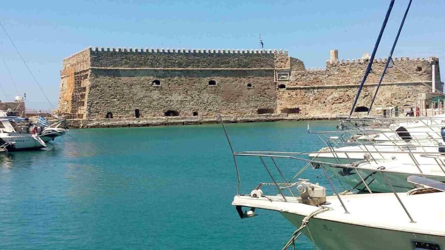 Heraklion: Venetian Siege History and Cretan Cuisine Tour - The Culinary Experience