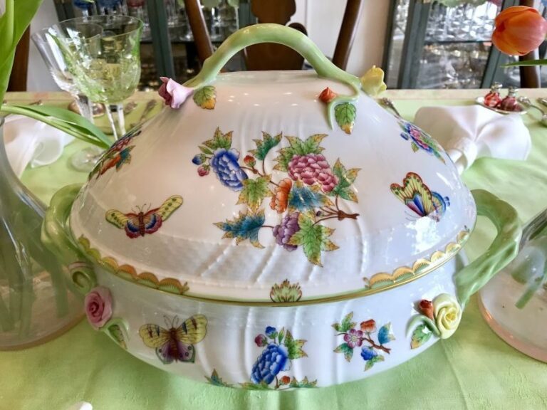 Herend Porcelain Factory, private Tour - FAQs