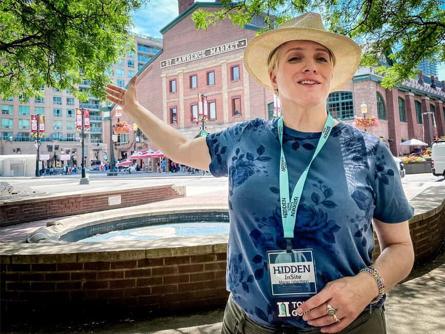 Hidden Toronto City Walking Tour - An In-Depth Look at the Hidden Toronto City Walking Tour