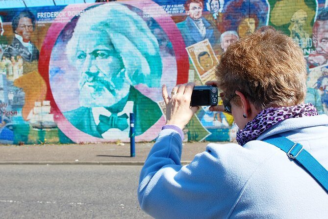 Highlights of Belfast sightseeing 4 hours private tour - What to Expect from This 4-Hour Belfast Private Tour