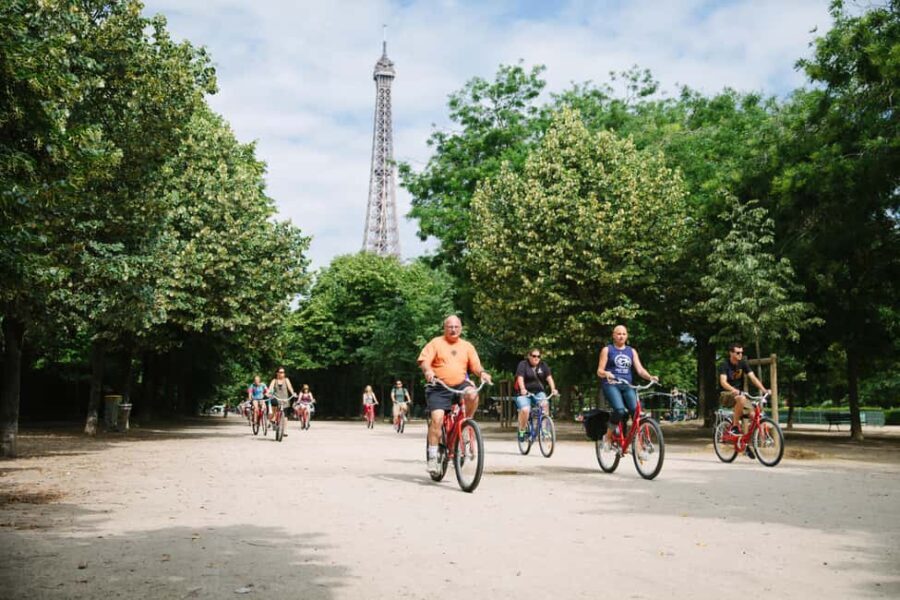 Highlights of Paris Bike Tour in English or Dutch - The Itinerary in Detail
