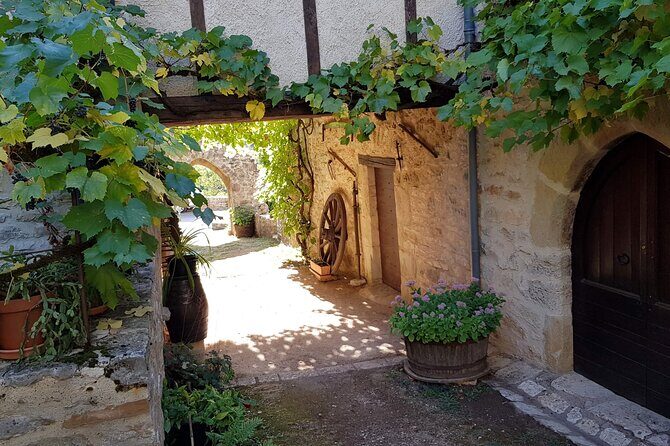 Hike to discover the most beautiful villages of France of the Dordogne valley : Loubressac and Autoire - Exploring the Details: What to Expect from the Tour